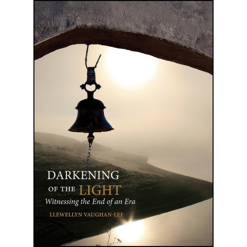 کتاب Darkening of the Light اثر Llewellyn Vaughan-Lee انتشارات The Golden Sufi Center
