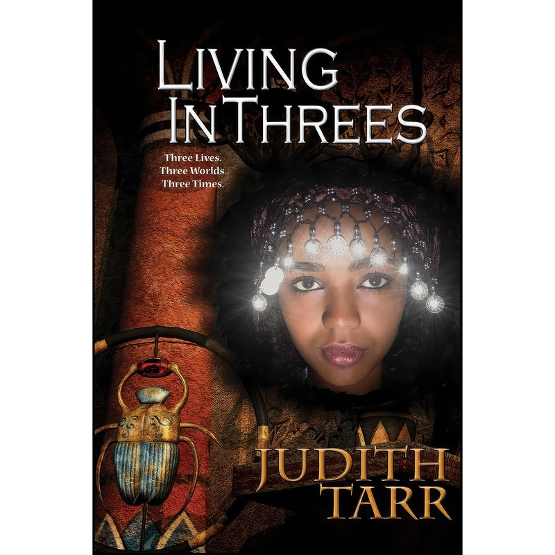 کتاب Living in Threes اثر Judith Tarr انتشارات تازه ها