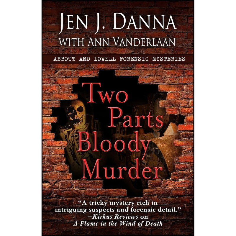 کتاب Two Parts Bloody Murder  اثر Jen J. Danna and Ann Vanderlaan انتشارات Five Star