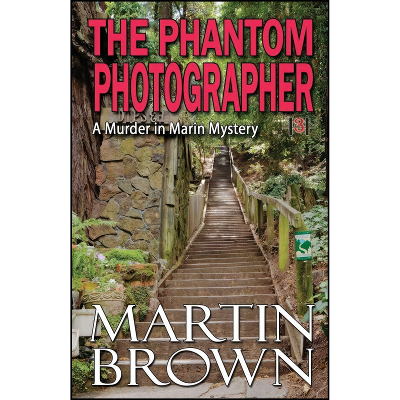 کتاب The Phantom Photographer  اثر Martin Brown انتشارات تازه ها