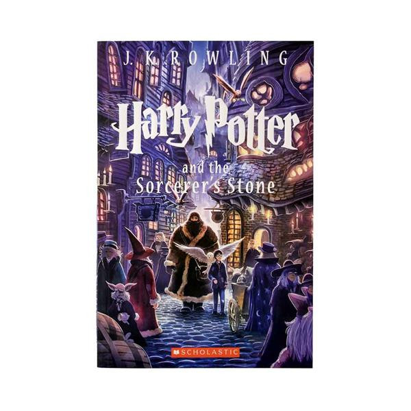 کتاب Harry Potter and the Sorcerers Stone - Harry Potter 1 اثر J.K. Rowling انتشارات Scholastic Inc.
