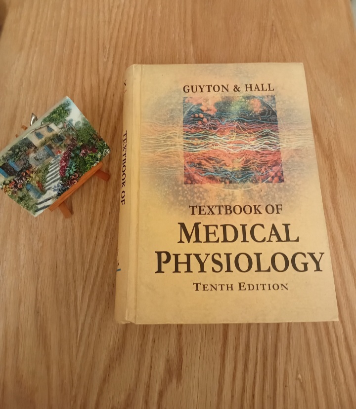 کتاب (Guyton and Hall Textbook of Medical Physiology (Guyton Physiology نسخه قدیمی و اصل با تخفیف