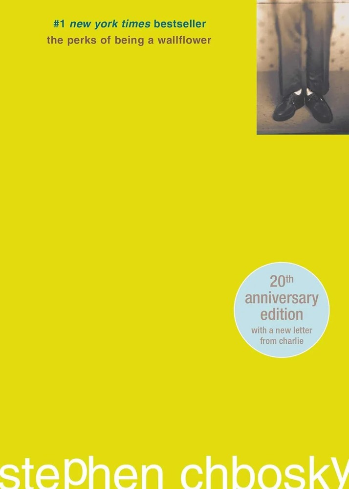دانلود نسخه کامل کتاب The Perks of Being a Wallflower