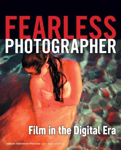 دانلود نسخه کامل کتاب Fearless photographer: film in the digital era