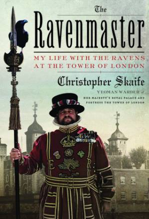 دانلود کتاب The Ravenmaster: My Life with the Ravens at the Tower of London – The Ravenmaster: My Life with the Ravens در برج لندن
