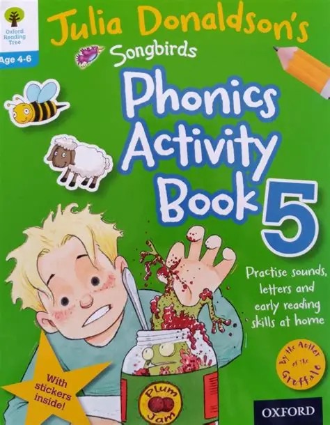 کتاب Phonetics Activity Book 5 (کتاب فعالیت‌های آواشناسی ۵) نسخه انگلیسی PDF