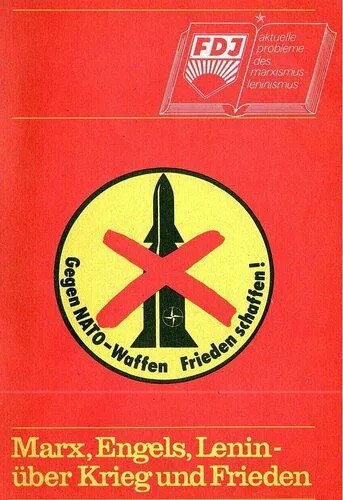 دانلود نسخه کامل کتاب Marx, Engels, Lenin — über Krieg und Frieden