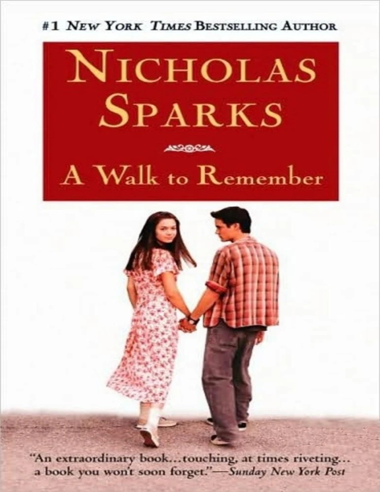 کتاب خاطره‌ای برای فراموش‌نشدن اثر نیکلاس اسپارکس (A Walk to Remember) نسخه PDF انگلیسی