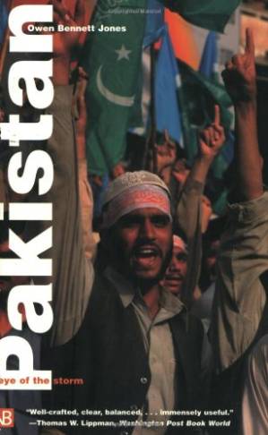 دانلود کتاب Pakistan: Eye of the Storm