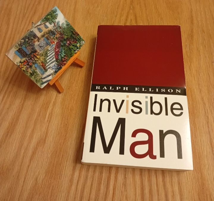کتاب Invisible Man Novel by Ralph Ellison مرد نامرئی نوشته رالف الیسون نسخه انگلیسی نسخه قدیمی با تخفيف