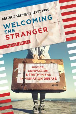 دانلود کتاب Welcoming the Stranger