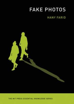 دانلود کتاب Fake Photos (The MIT Press Essential Knowledge Series)