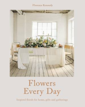 دانلود کتاب Flowers Every Day