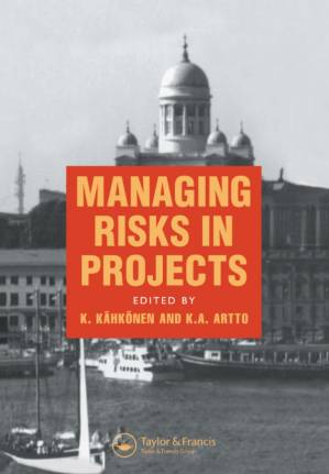 دانلود کتاب Managing Risks in Projects