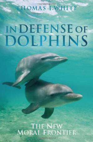 دانلود کتاب In Defense of Dolphins: The New Moral Frontier