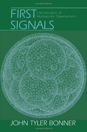 دانلود کتاب First Signals: The Evolution of Multicellular Development