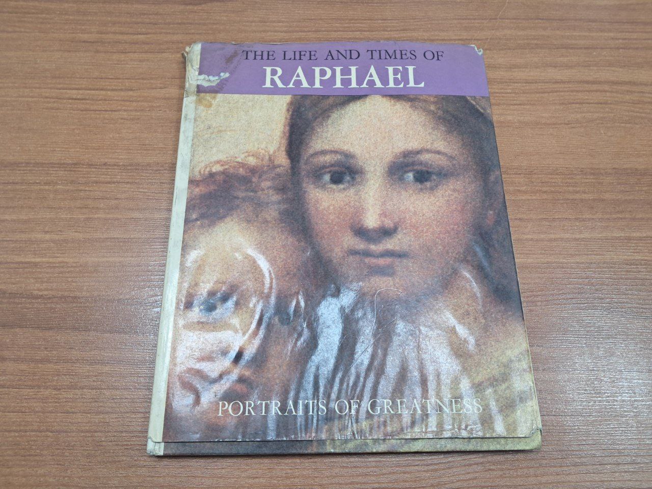 کتاب the Life And Times Of Raphael (دست دوم)