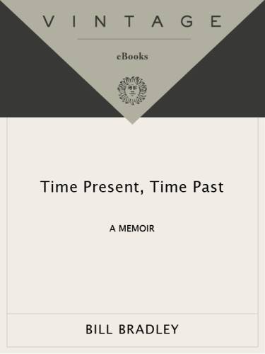 دانلود کتاب Time present, past: a memoir